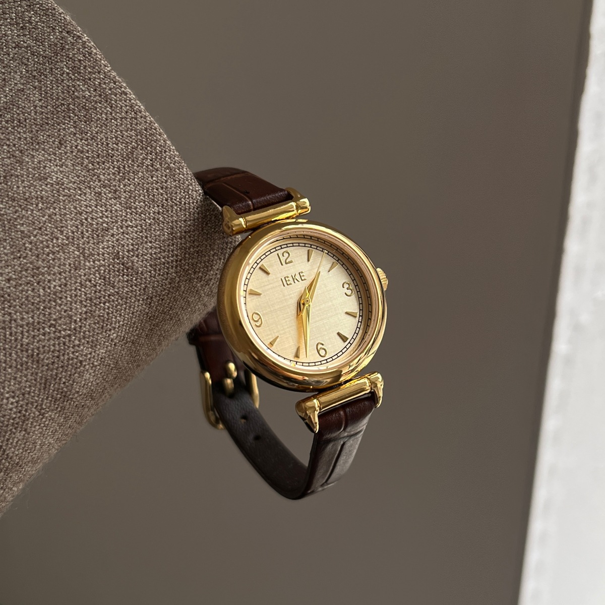 Vintage Style Luxury Watch Hig - đánh giá và giá Luxury Watch Leather Strap