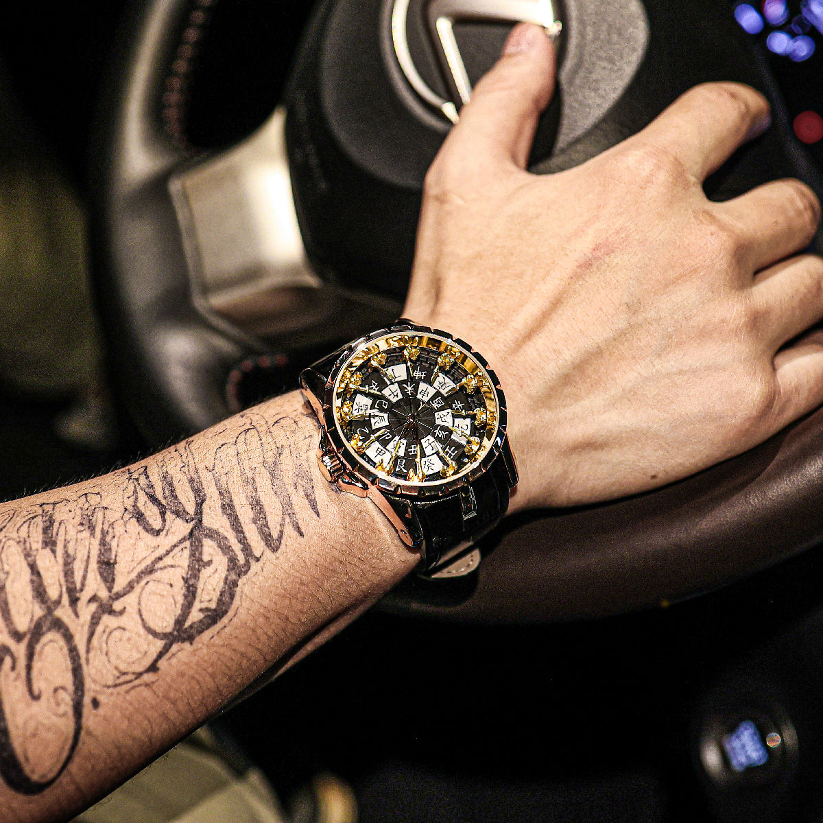European, American, Japanese,  - đánh giá và giá Zodiac Luxury Watch