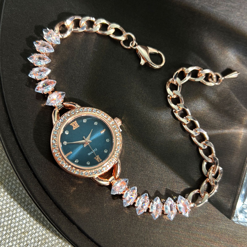 UTHAI CQ383 Fashionable Women  - đánh giá và giá Lux Watch