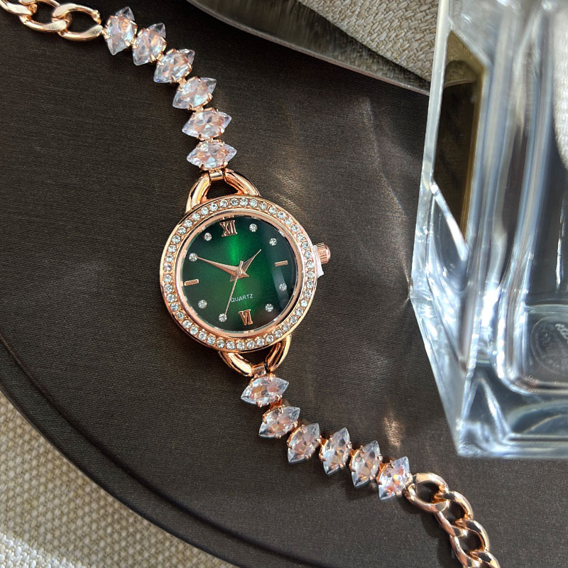 UTHAI CQ383 Fashionable Women  - đánh giá và giá Lux Watch
